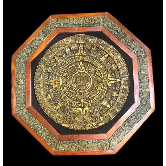 Vtg 18" Aztec Mayan Calendar Wall Art Green Malachite Stone Wood Frame Velvet Ac - Picture 1 of 8
